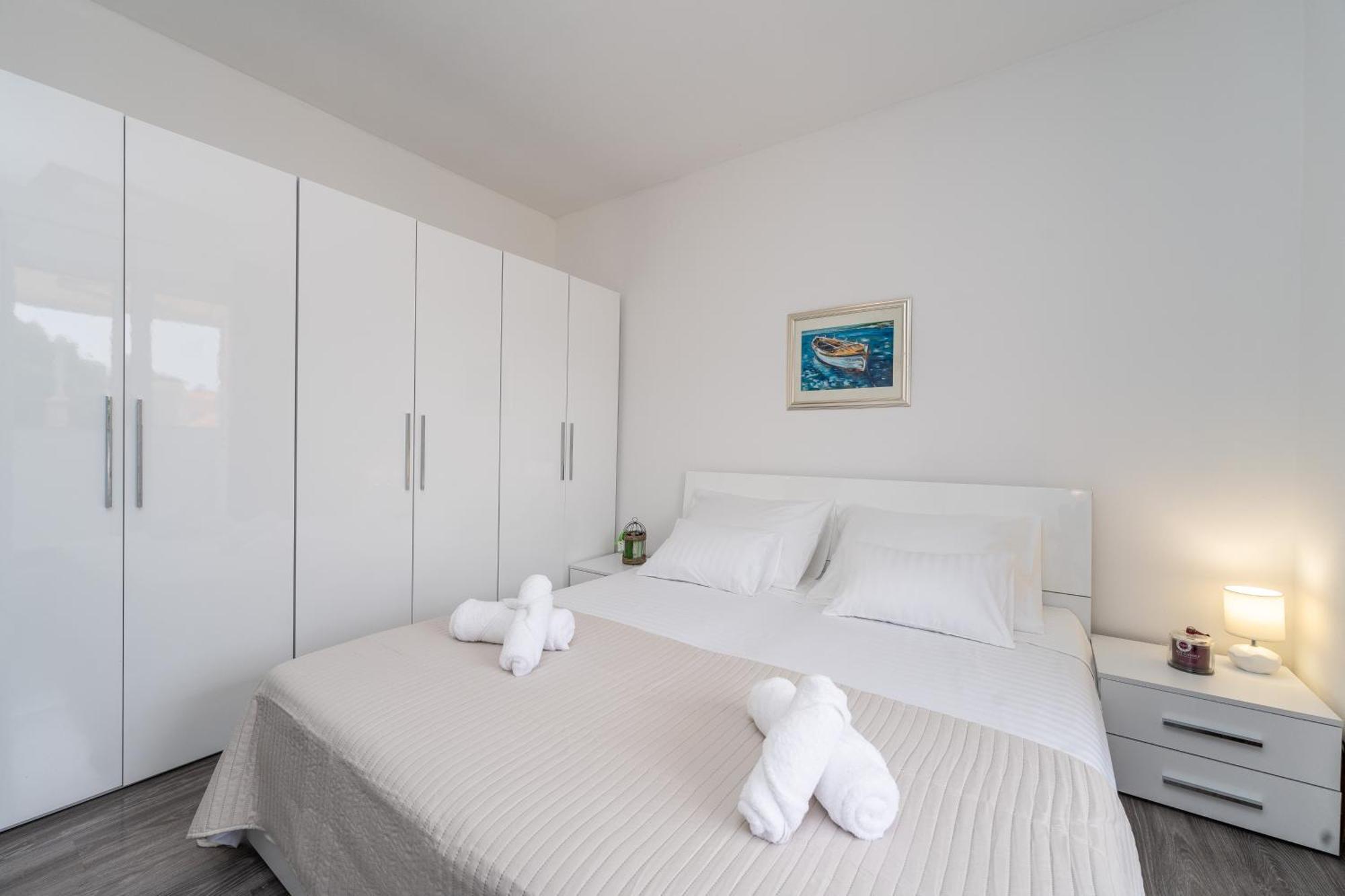Zadar Center Apartment Verdi,Big & Cosy Luaran gambar