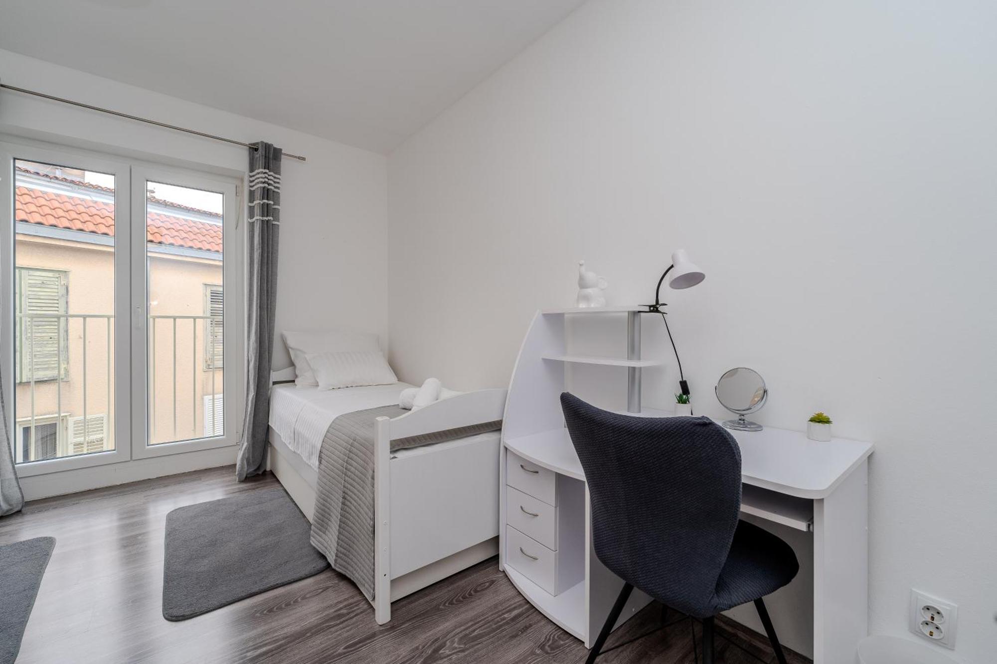 Zadar Center Apartment Verdi,Big & Cosy Luaran gambar