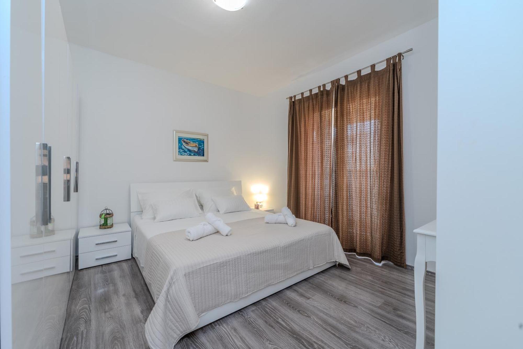 Zadar Center Apartment Verdi,Big & Cosy Luaran gambar